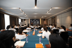 响应数字经济军号：一部手机创业杭城故事以“